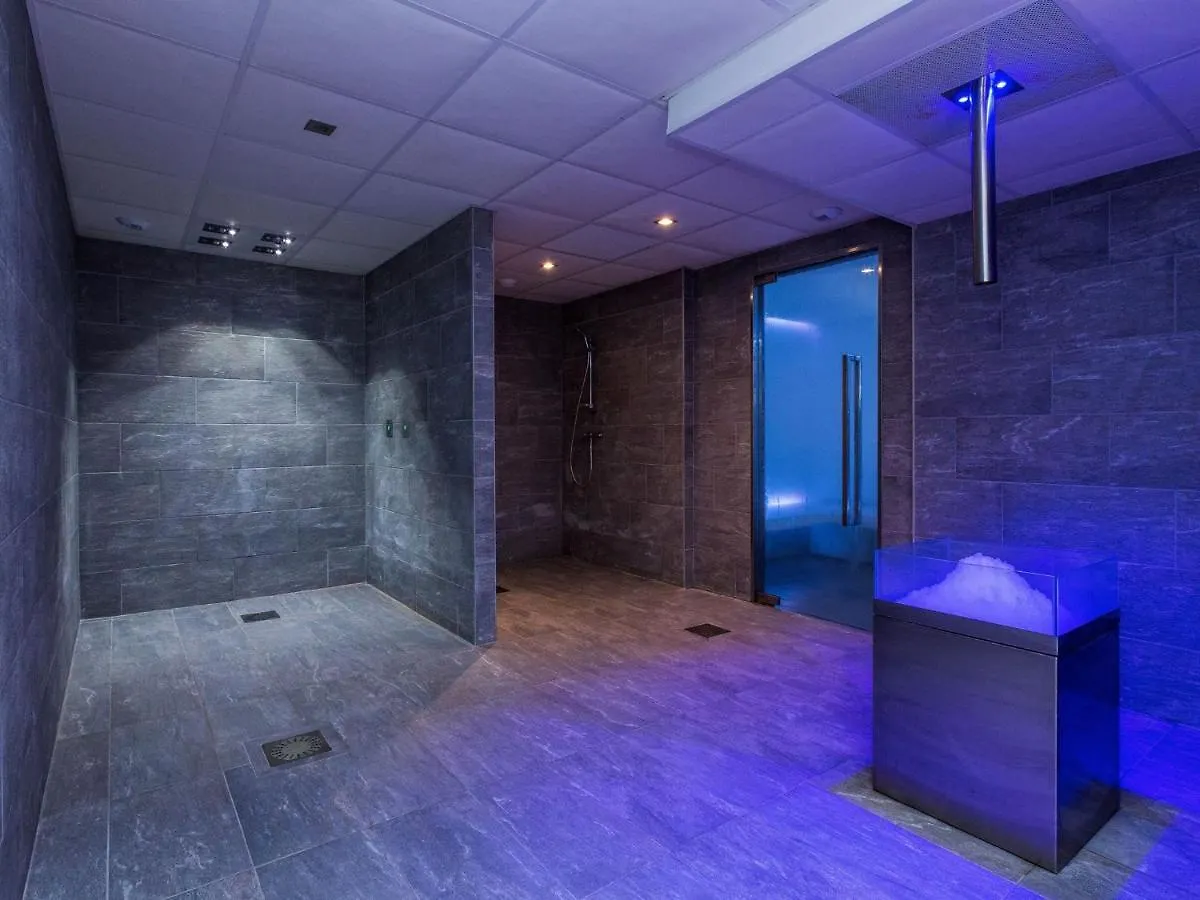 Apartment On Slopes In Extensive Paradiski La Plagne-Tarentaise