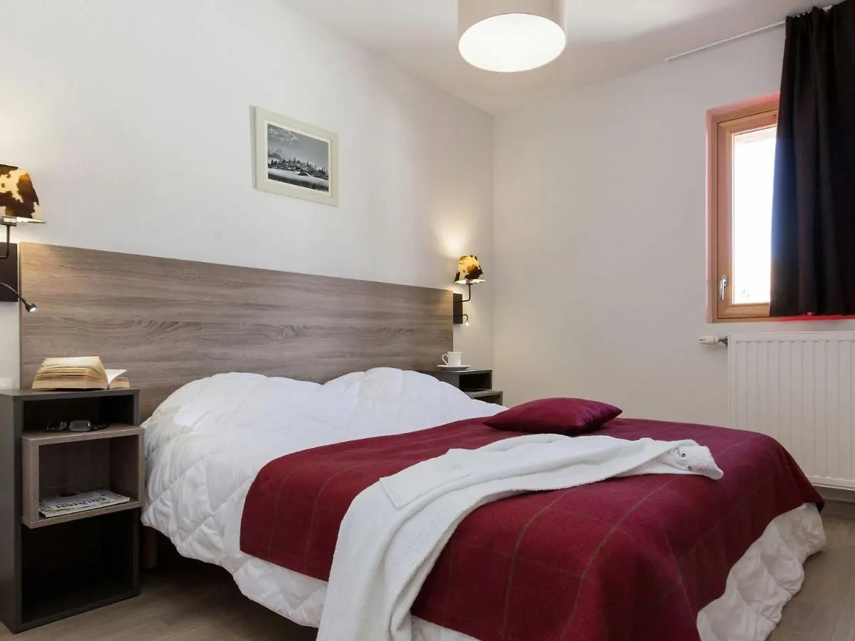 Apartment On Slopes In Extensive Paradiski La Plagne-Tarentaise